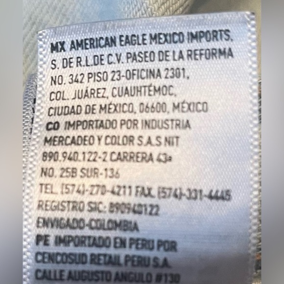 American Eagle distressed shorts, size small - Picture 8 of 10